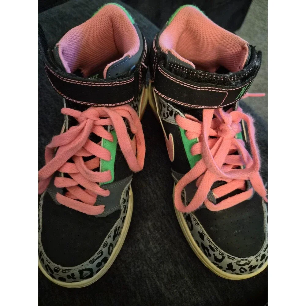 Nike Air Morgan Pink Green and Leopard Grey Womens Size 4.5 Youth  USED Rare